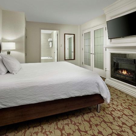 Hilton Garden Inn West Edmonton Exterior photo
