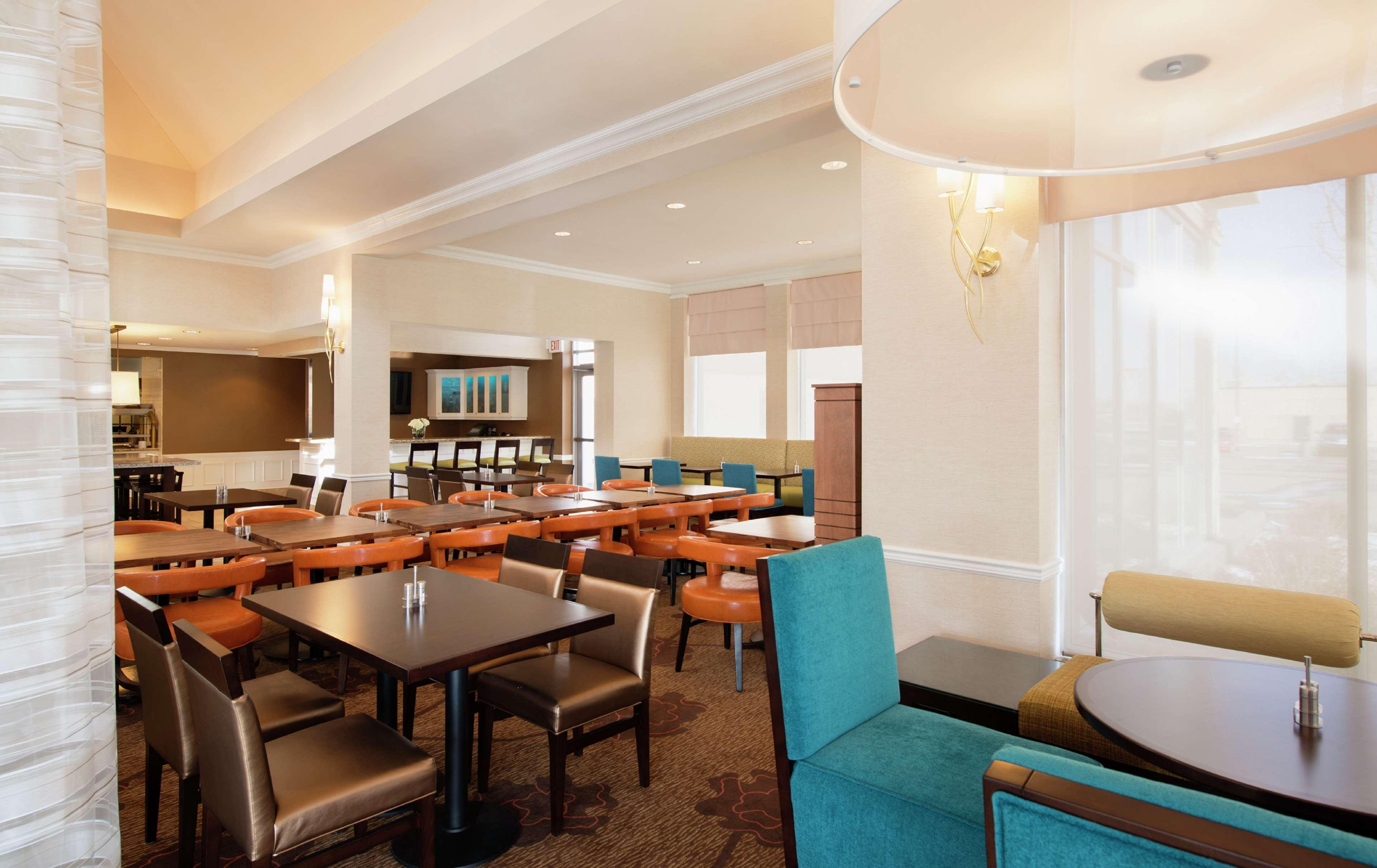 Hilton Garden Inn West Edmonton Exterior photo